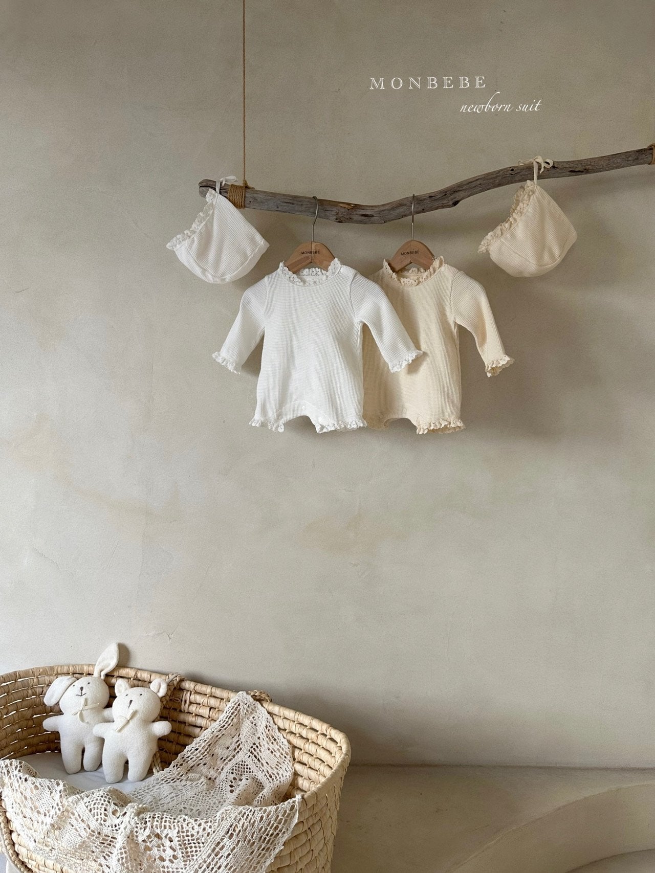 Monbebe Waffle Suit + Bonnet Set (Cream)