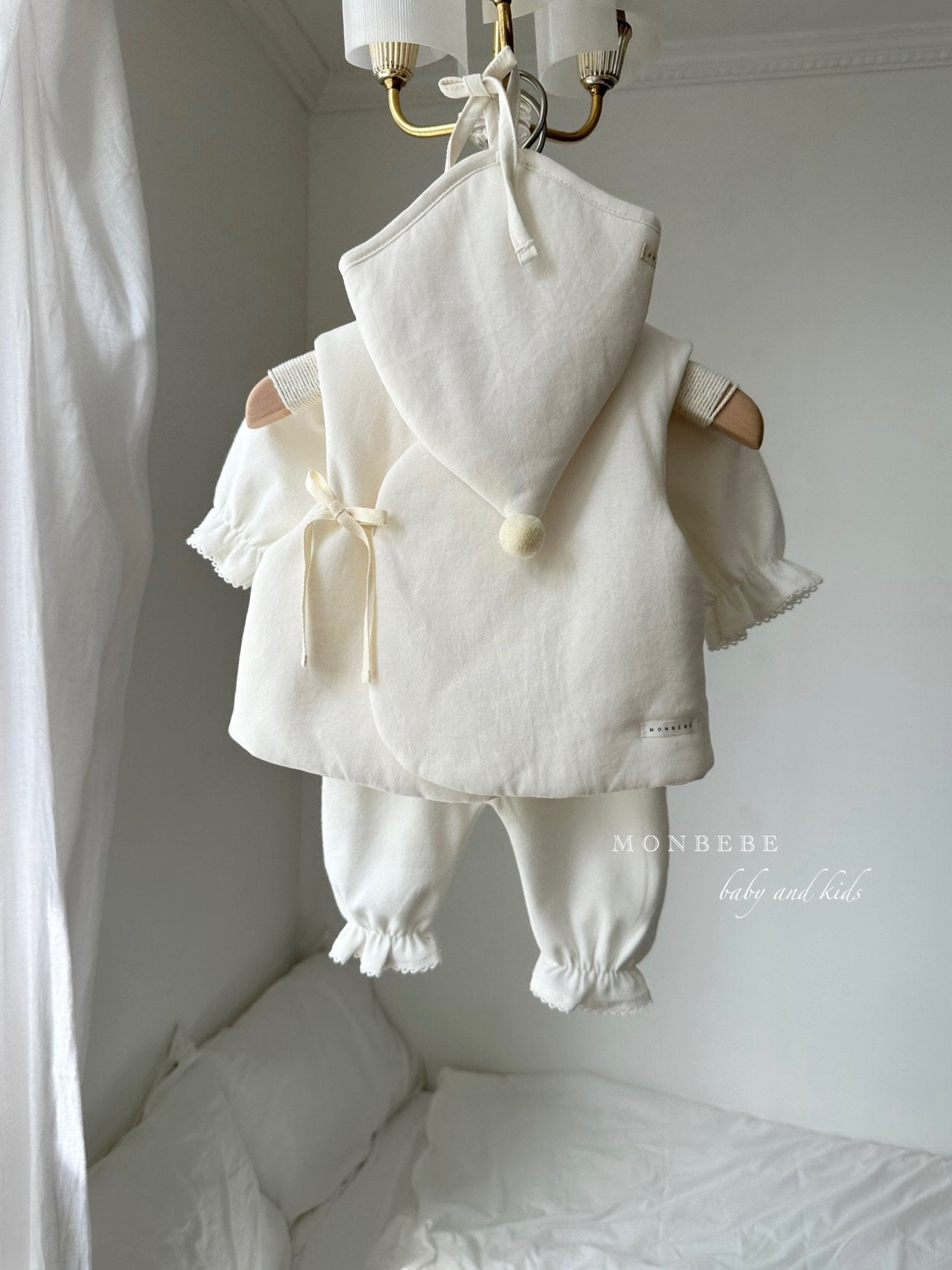 Monbebe Padding Vest (Cream)