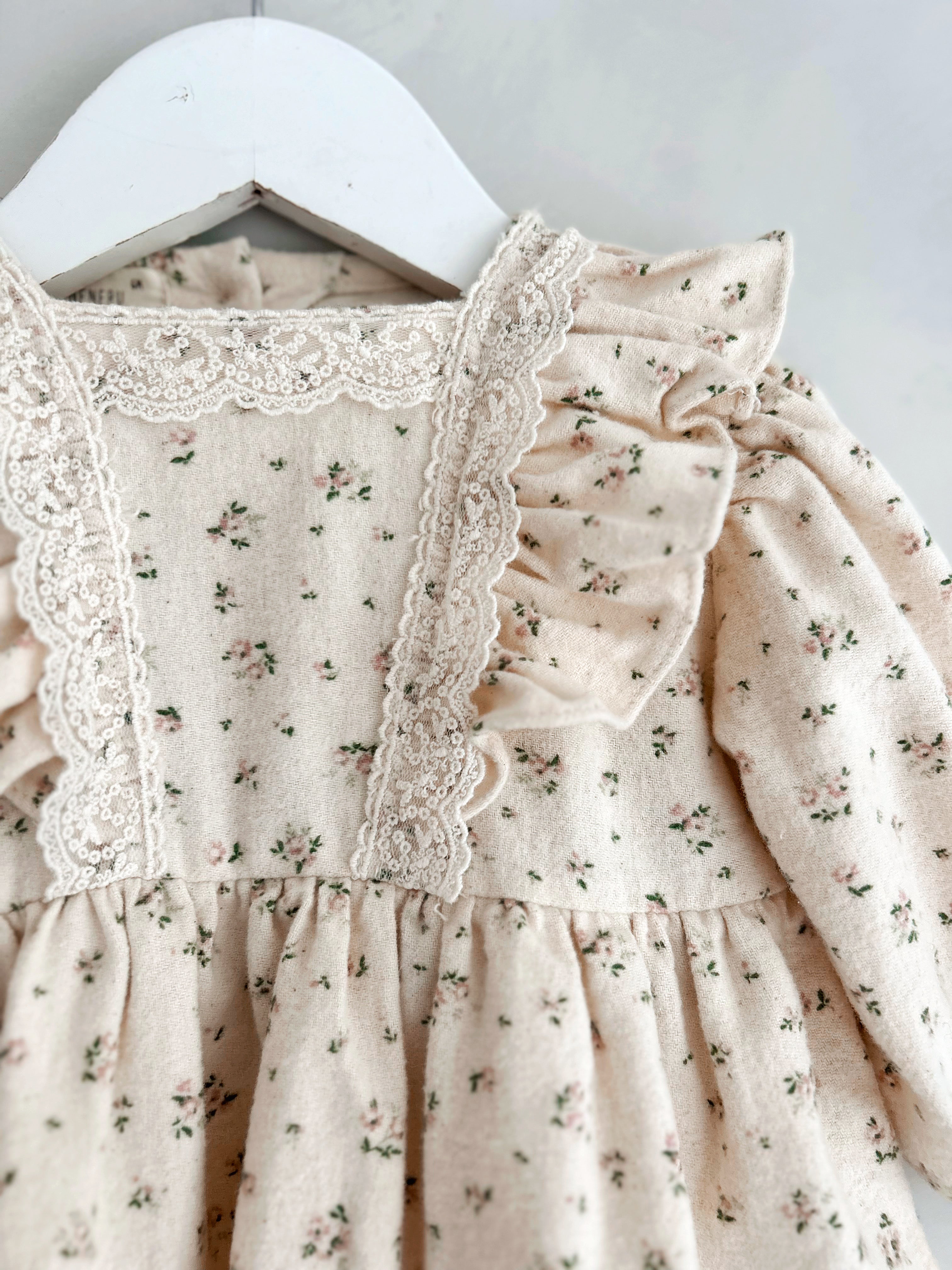 Neneru Flower Romper