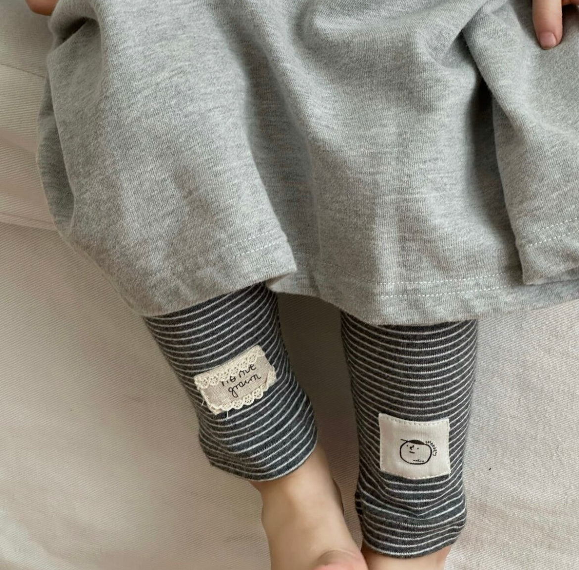 Aiai Stripe Leggings (2 Colours)