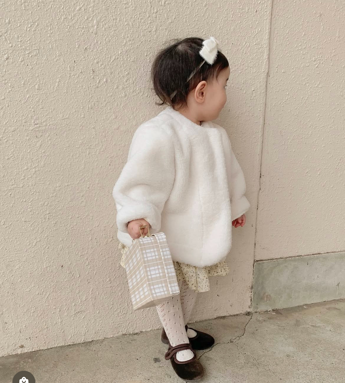 Ann Shirley Fluffy Coat