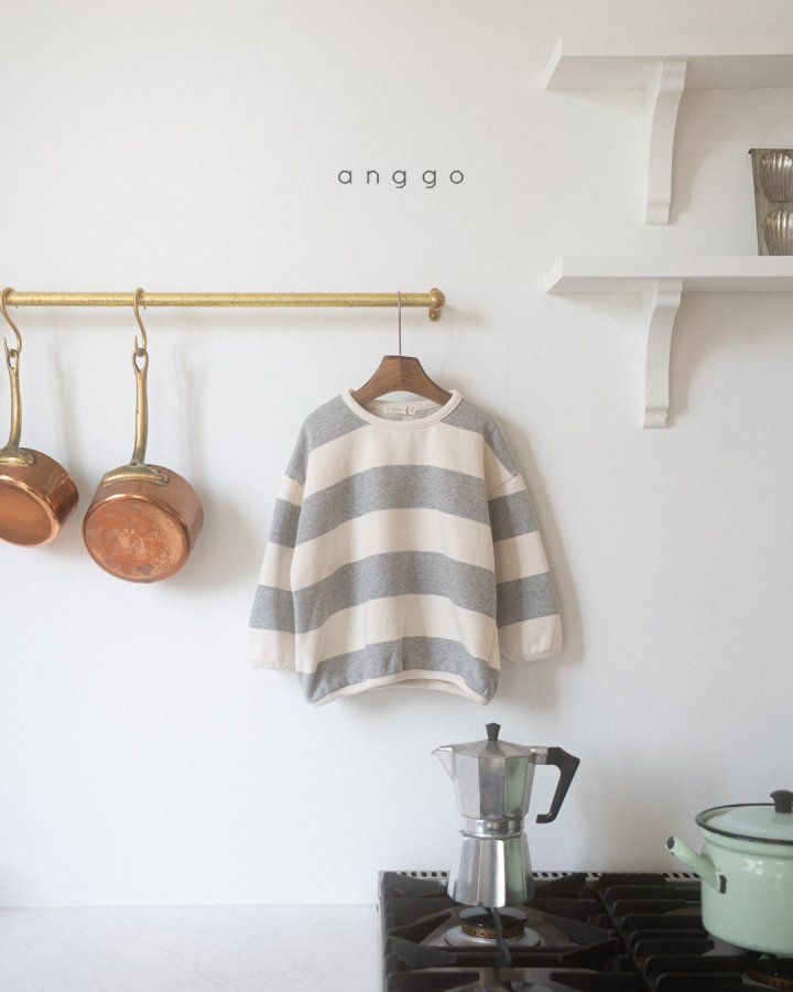 Anggo Sweatshirts (2 Colours)